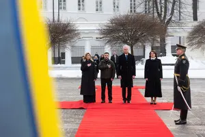 Зеленский: Литва передаст Украине почти сотню генераторов