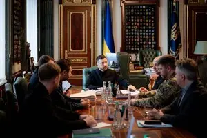 Зеленский анонсировал новую трехстороннюю встречу на этой неделе