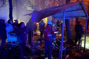 Через дронову атаку в Одесі спалахнули масштабні пожежі, під удар потрапили багатоповерхівки та церква — МВА показала наслідки