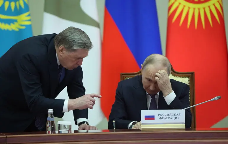 Ушаков знову 