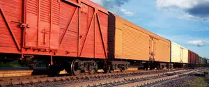 Железнодорожные перевозки Украины: в 2025 году транспортировка строительных материалов впервые опередила зерновые грузы