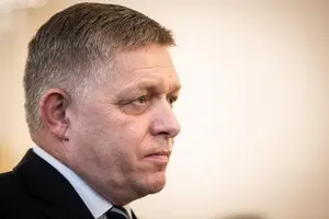 ЕС может сократить финансирование Словакии из-за Фицо