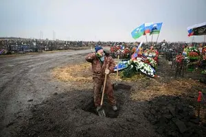 Росстат отчитывается об уменьшении смертности в Крыму, а кладбища здесь разрастаются — 
