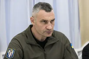 Кличко: в Киеве серьезно пострадал объект инфраструктуры, поставляющий тепло в Дарницкий и Днепровский районы