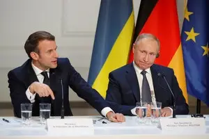 Макрон: продолжается подготовка к диалогу с Путиным