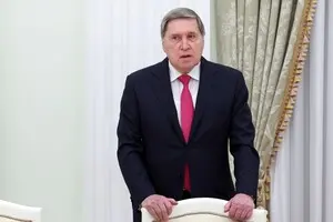 Советник Макрона в Москве провел переговоры с Ушаковым — Reuters