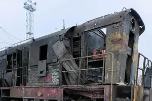 Россияне массированно атаковали дронами железную дорогу в Сумской области: ранена работница