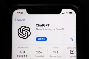 Бесплатный ChatGPT меняется: OpenAI начала показывать рекламу в чат-боте