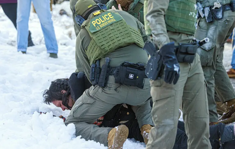 Від облав до авторитаризму: куди веде Америку боротьба з мігрантами