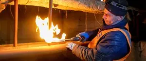 Из-за ночного обстрела крупные города Украины оказались без тепла: где ситуация хуже всего