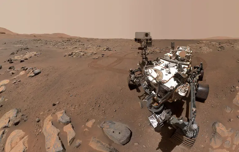 Марсохід NASA два дні рухався поверхнею Марса без людського контролю