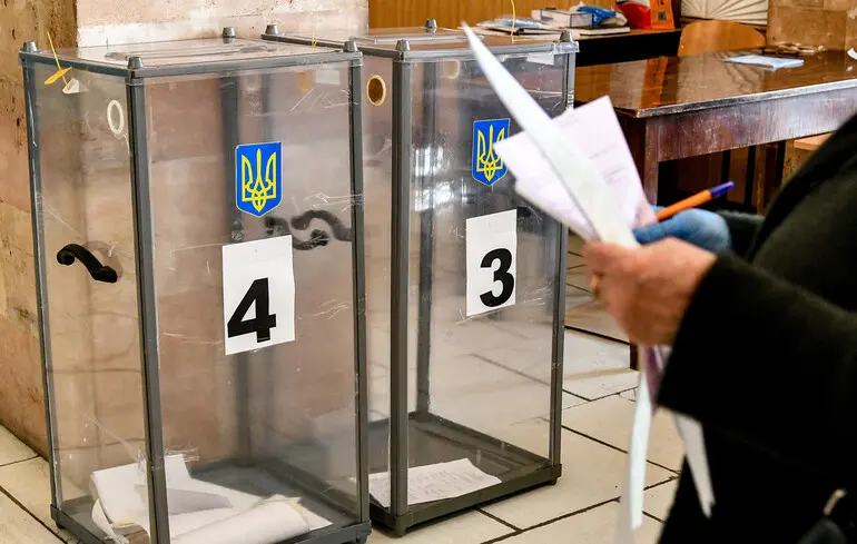 Зеленский готов к совмещению референдума с президентскими выборами — The Atlantic