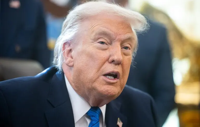 Наміри Трампа захопити Гренландію стали його політичною вразливістю — опитування AP-NORC