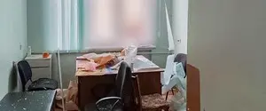 Дрон попал в поликлинику в Херсоне: есть раненые