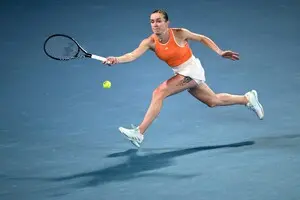 Свитолина на отказе соперницы выиграла стартовый матч турнира в Дубае