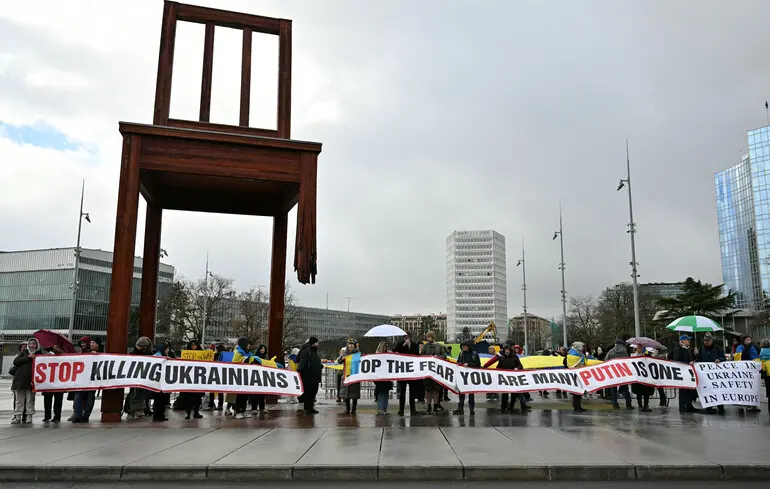 Митинг перед началом встречи в отеле InterContinental