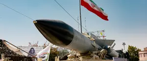 Иран готовится к войне с США: укрепляет ядерные объекты, армию и усиливает репрессии — WSJ