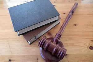 НАБУ и САП объявили подозрение свидетелю по делу депутата Лабазюка из-за отказа давать показания в суде