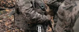 Неизвестные напали на военных 