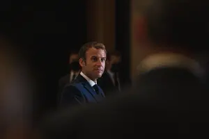 Война стала для РФ тремя поражениями одновременно — Макрон
