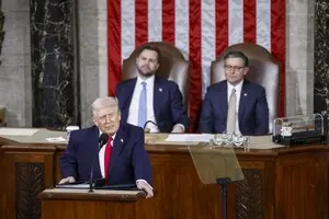 Трамп, выступая в Конгрессе США, лишь вскользь упомянул о войне РФ против Украины — CNN