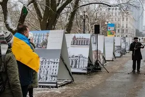 Культура под прицелом: в Риге открыли выставку о разрушенных памятниках Украины