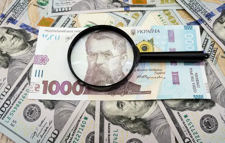 Долг Украины сверх ВВП: как это может повлиять на курс гривны