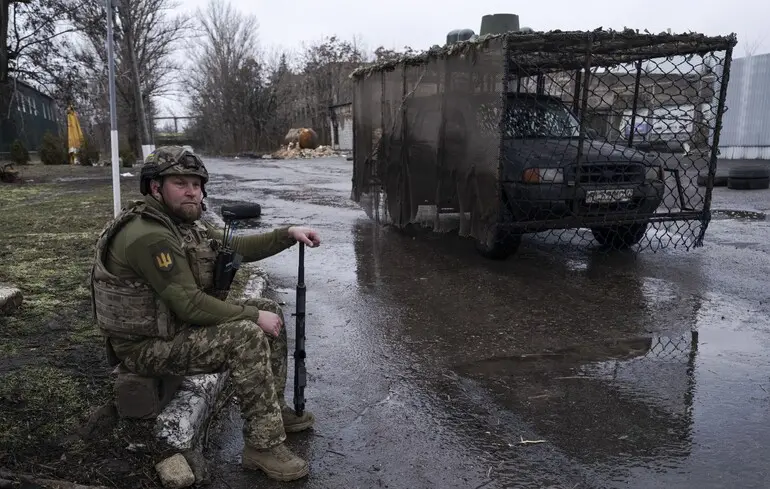 Украинские военные на Донбассе