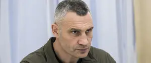В Киеве из-за обстрела трое пострадавших и почти 2 тысячи домов снова без отопления - Кличко