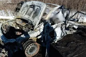 В Сумской области дроны РФ попали в гражданские авто. Есть погибший и раненые
