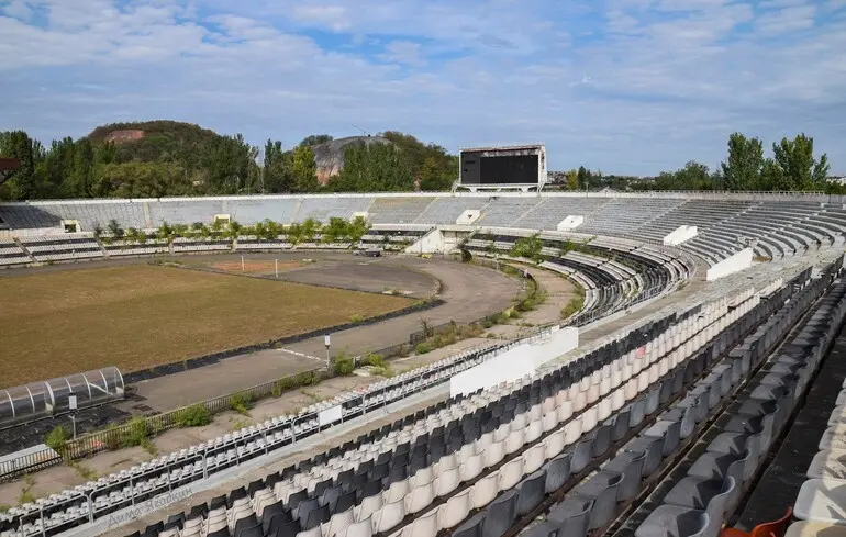 У Донецьку показали свіжі кадри легендарного стадіону 