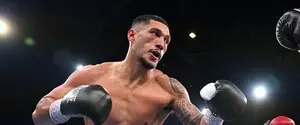Австралійський важковаговик став першим чемпіоном унікального боксерського промоушена