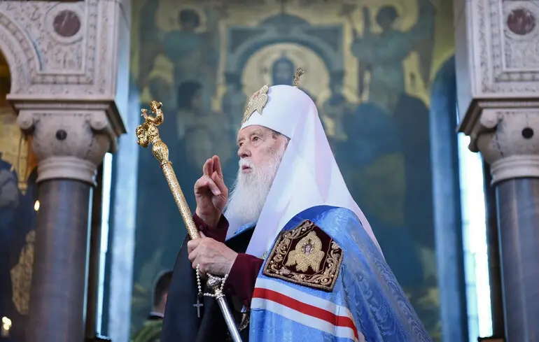 Почетный патриарх Филарет попал в больницу