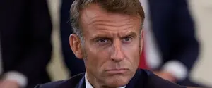 Франция отправит авианосец и фрегаты для деблокады Ормузского пролива — Макрон