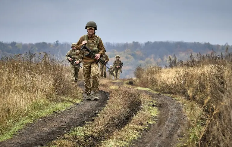 ВСУ почти выбили оккупантов из Днепропетровской области — генерал-майор Комаренко
