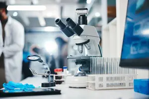 В Україні суттєво зменшилася кількість клінічних досліджень після початку повномасштабної війни, але зараз вона нарощується