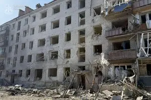 Россияне сбросили на центр города в Донецкой области три бомбы: двое погибших и 17 раненых