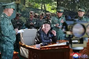 Война США с Ираном побуждает КНДР еще крепче держаться за свой ядерный арсенал — The Guardian