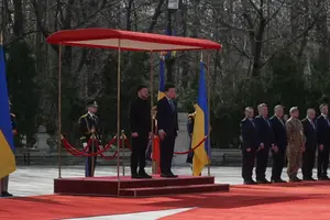 Зеленский сегодня с визитом в Румынии, а завтра поедет в Париж
