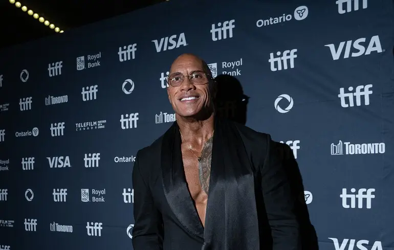 Американский актер Дуэйн "Скала" Джонсон на Toronto International Film Festival (TIFF) в 2025 году.