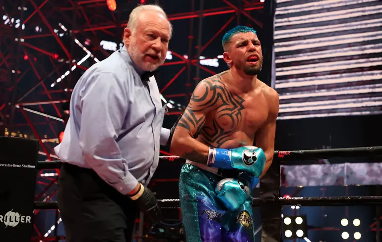 Известный украинский боксер объявил о завершении карьеры