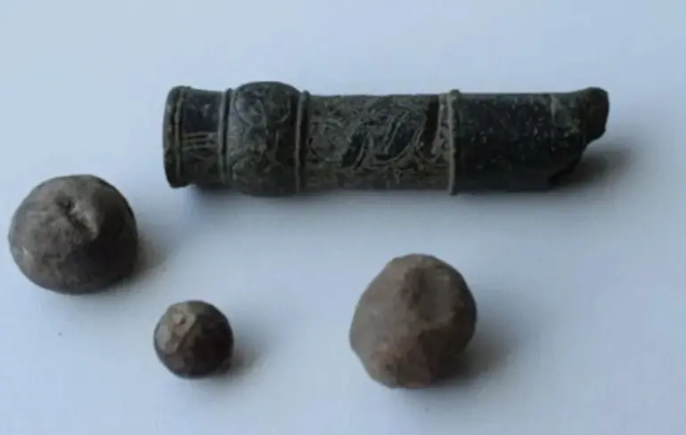 У німецькому замку знайшли найдавніший пістолет у Європі: коли його використовували