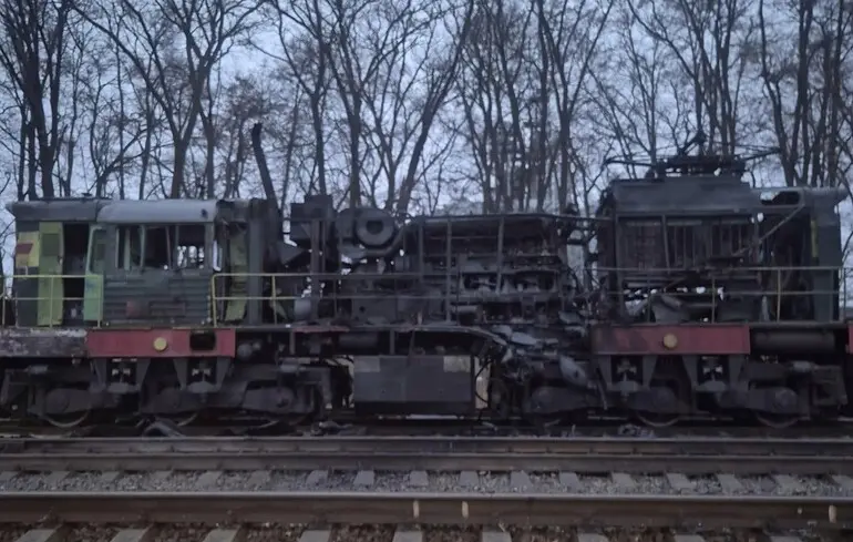 Російський дрон влучив у тепловоз в одній з областей: є поранені 