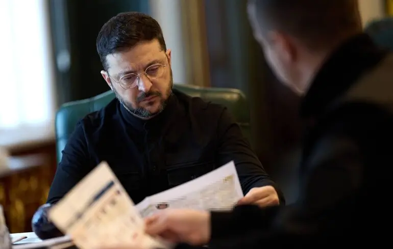 Зеленский призвал украинцев не игнорировать сигналы тревоги: разведка имеет данные о подготовке массированного удара