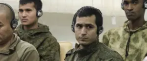 Паспорт в обмен на автомат: как Кремль заставляет мигрантов идти на войну против Украины