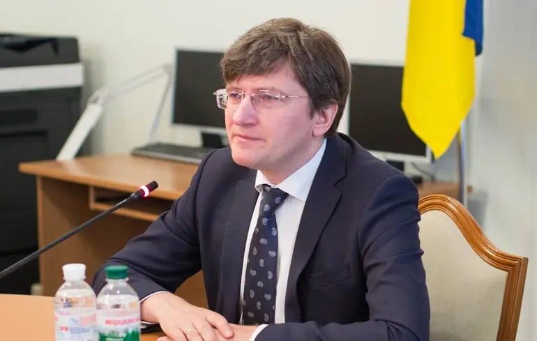 Партії влади ніщо не заважає створити парламентську коаліцію національної єдності, але президент відкидає таку можливість – експерт