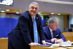 Журналиста, который разоблачил связи Орбана с Россией, обвинили в шпионаже