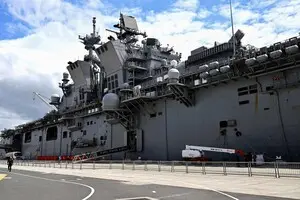 На Ближний Восток прибыл десантный корабль США с тысячами морских пехотинцев