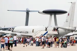 Помогла Россия: Иран разбомбил дорогостоящий американский самолет в Саудовской Аравии — СМИ