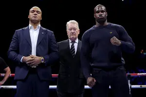 Бой за титул и право сразиться с Усиком: Уордли и Дюбуа провели битву взглядов